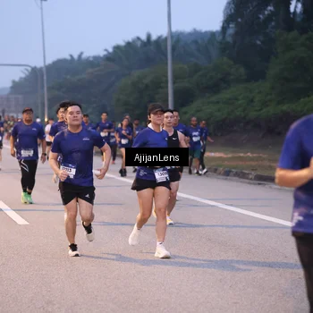 Runner Photo 7375435