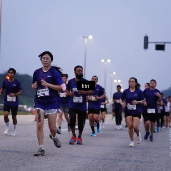 Runner Photo 7375438