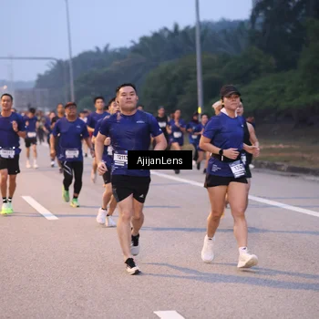 Runner Photo 7375440