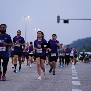Runner Photo 7375443