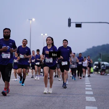 Runner Photo 7375445