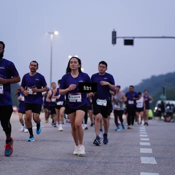 Runner Photo 7375446