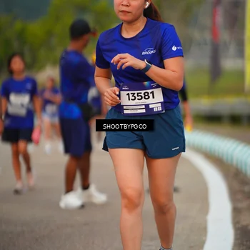 Runner Photo 7375458