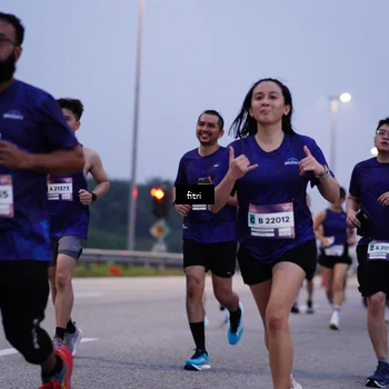 Runner Photo 7375460