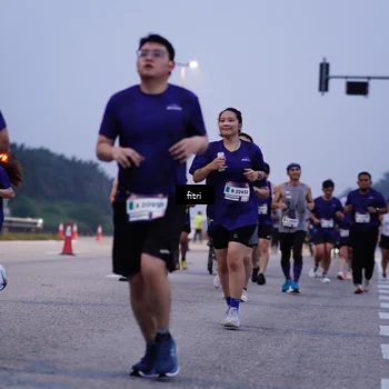 Runner Photo 7375467