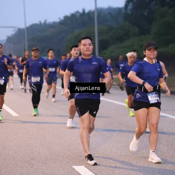 Runner Photo 7375471