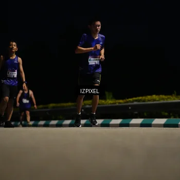 Runner Photo 7375535