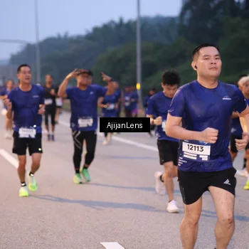 Runner Photo 7375540