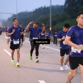 Runner Photo 7375542