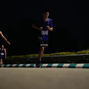 Runner Photo 7375551