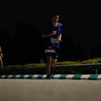 Runner Photo 7375561