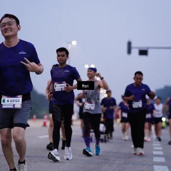 Runner Photo 7375568