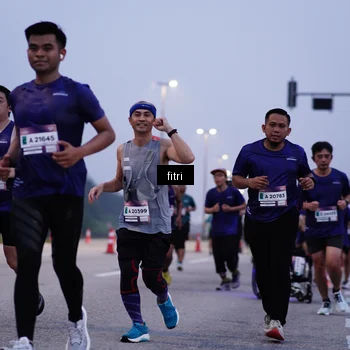 Runner Photo 7375592