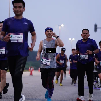 Runner Photo 7375597