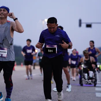 Runner Photo 7375600