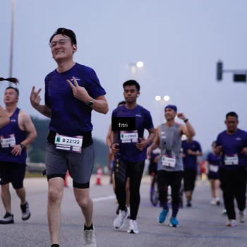 Runner Photo 7375612