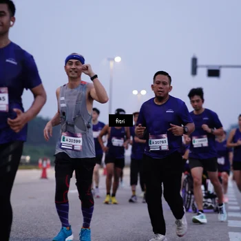 Runner Photo 7375617
