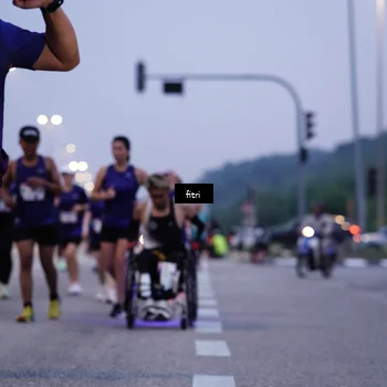 Runner Photo 7375618