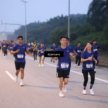 Runner Photo 7375623