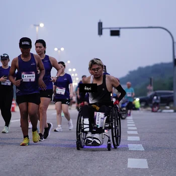 Runner Photo 7375628