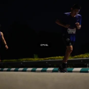 Runner Photo 7375643