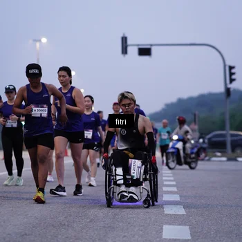 Runner Photo 7375646