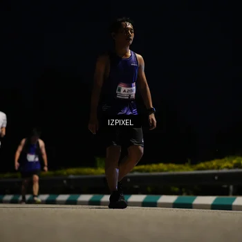 Runner Photo 7375650