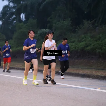 Runner Photo 7375655