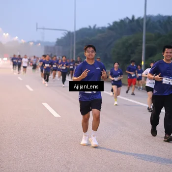 Runner Photo 7375661