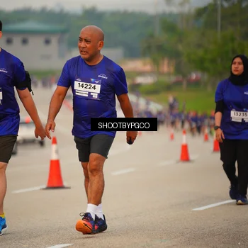 Runner Photo 7375667