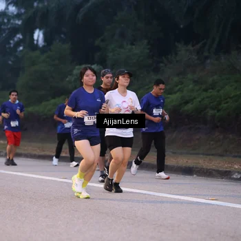 Runner Photo 7375669