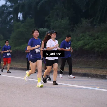 Runner Photo 7375691
