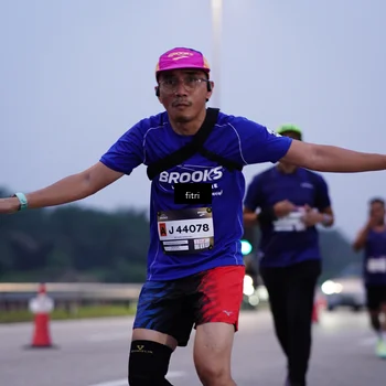 Runner Photo 7375696