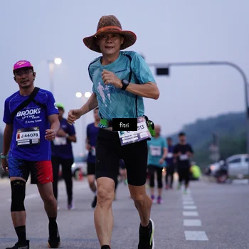 Runner Photo 7375697