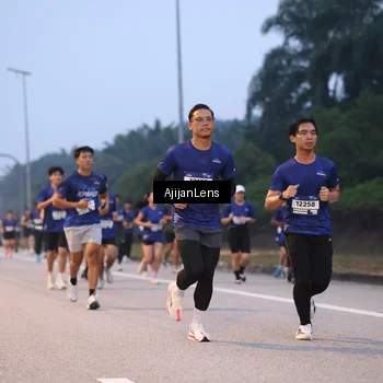 Runner Photo 7375732