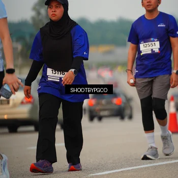 Runner Photo 7375762