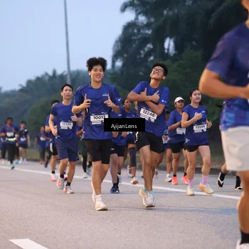 Runner Photo 7375773