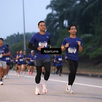 Runner Photo 7375794