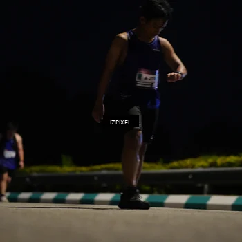 Runner Photo 7375801