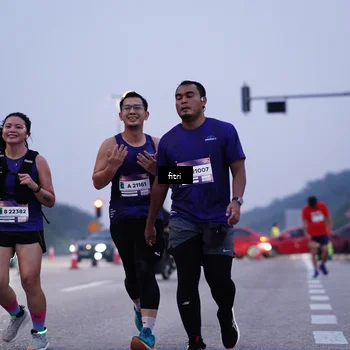 Runner Photo 7375832
