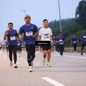 Runner Photo 7375837