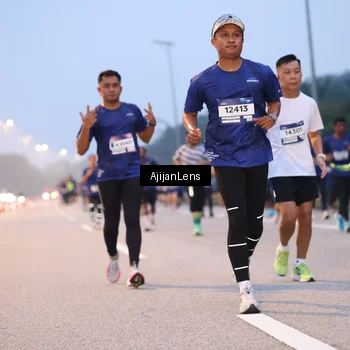 Runner Photo 7375849