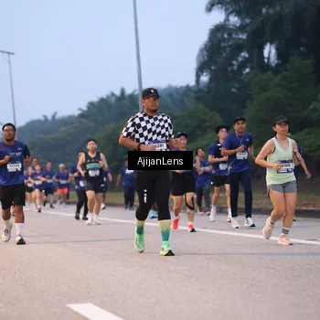 Runner Photo 7375867