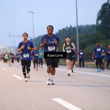 Runner Photo 7375893