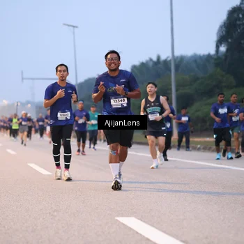 Runner Photo 7375897