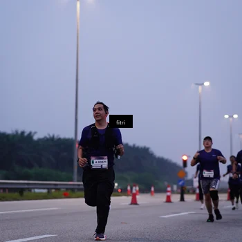 Runner Photo 7375932