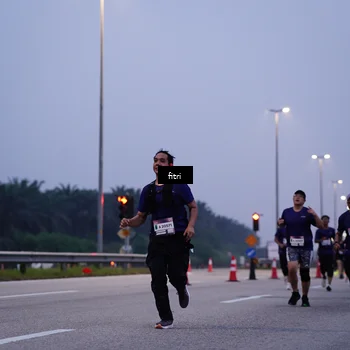 Runner Photo 7375933