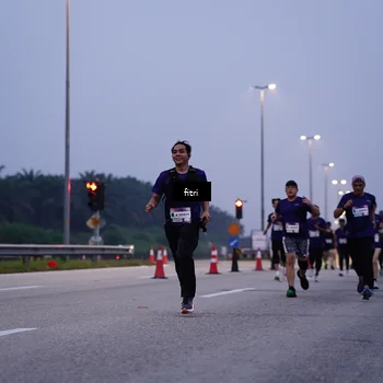 Runner Photo 7375941