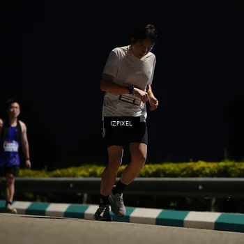 Runner Photo 7375944