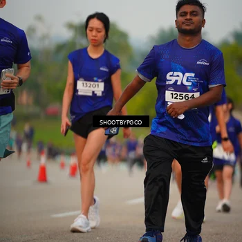 Runner Photo 7375945